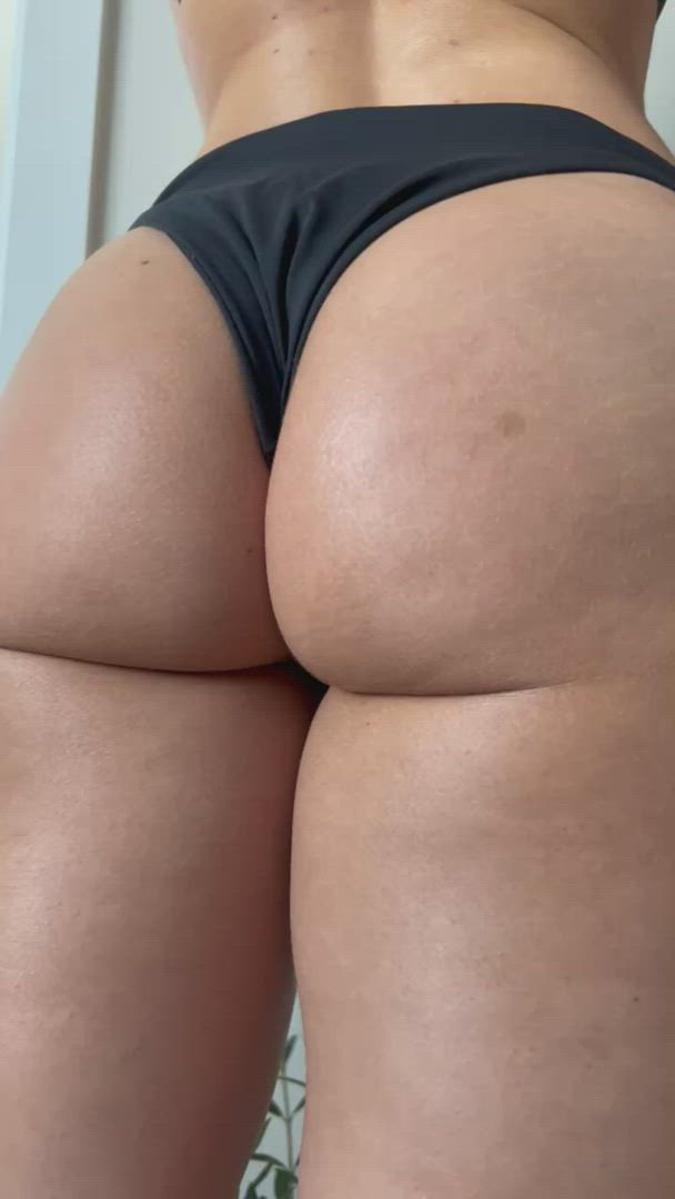 Amateur ass gigantic behind Bikini behind Jiggling latina Pawg young Porn GIF