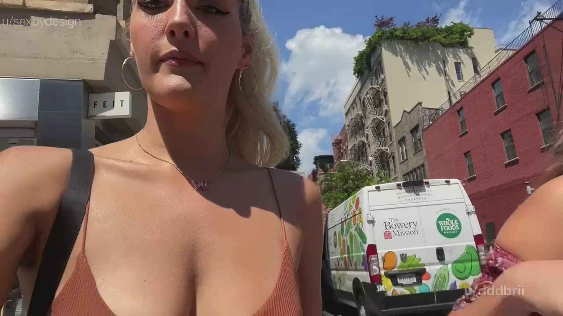 Enormous boobies blondy Brunette Flashing Natural tits Pierced Public Savvy Suxx Small boobies Porn GIF