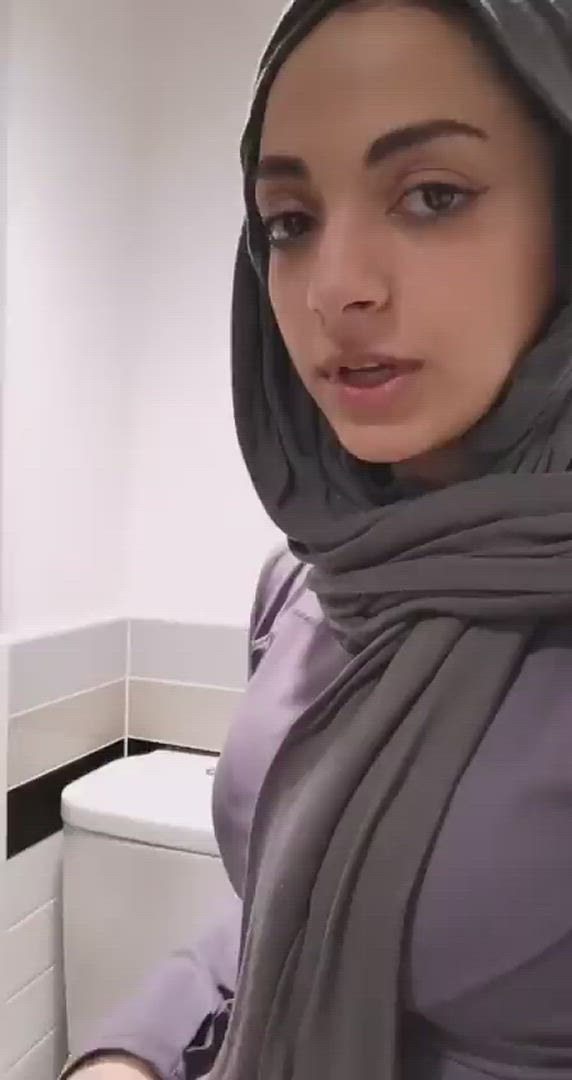 Arab oral sex Hijab Muslim Porn GIF